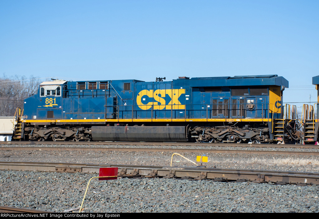 CSX 881 will lead today's Q425